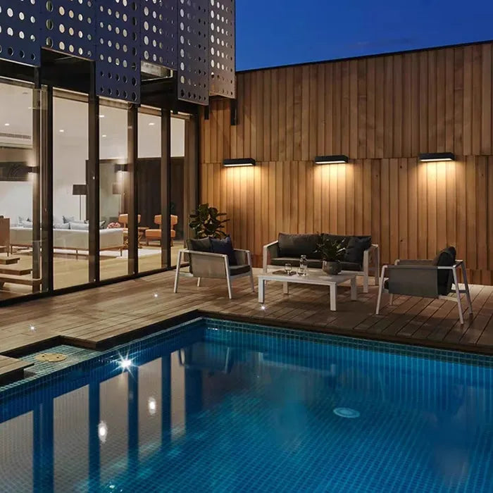 Luminária de Parede Impermeável