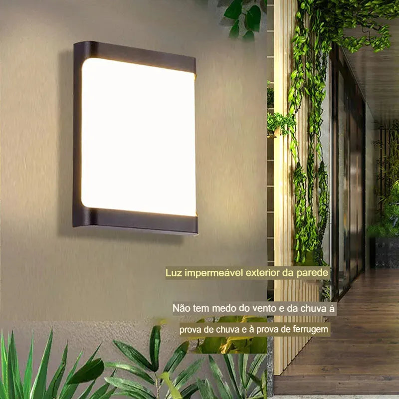 Luminária de Parede Impermeável