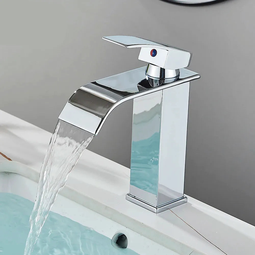 Torneira Moderna de Inox Cromada
