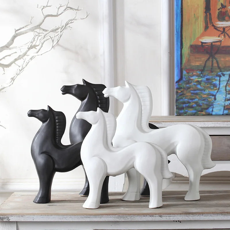 Escultura de Cavalo de Cerâmica 