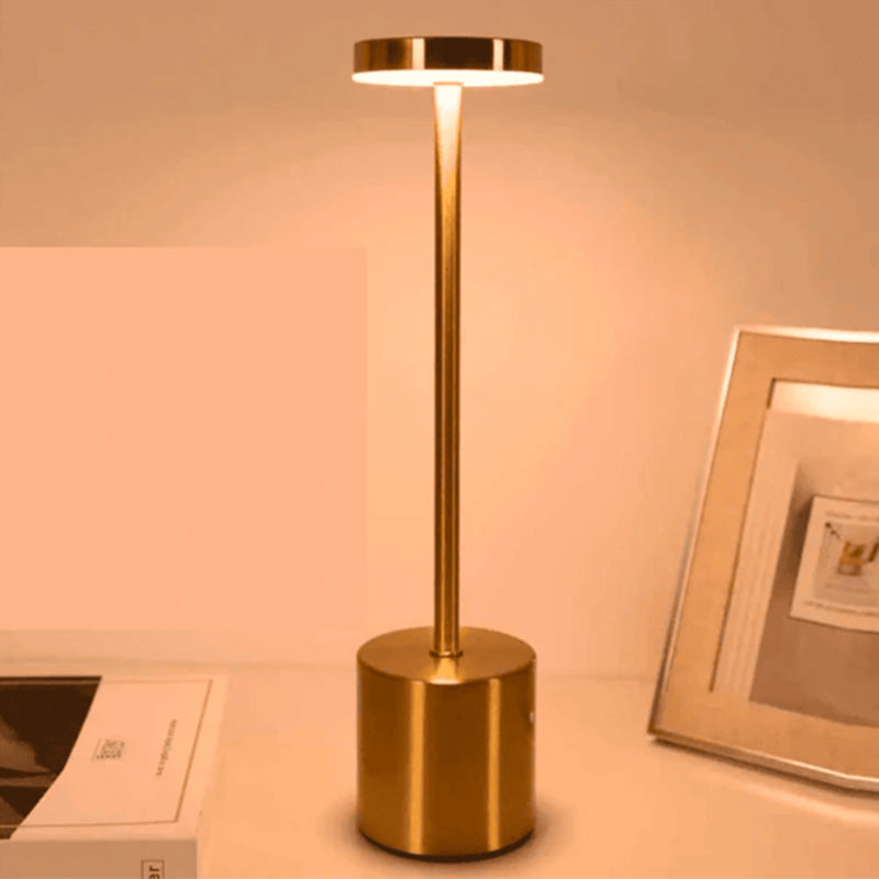 Luminária de Mesa LED Recarregável 