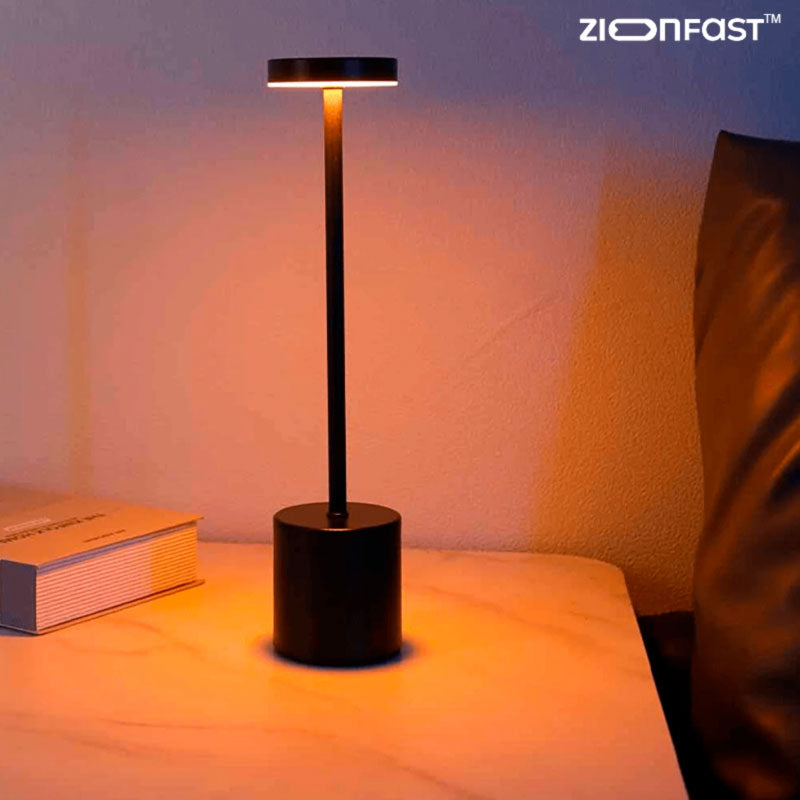 Luminária de Mesa LED Recarregável 