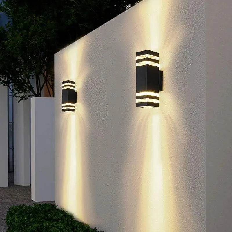 Luminária de Parede Impermeável 